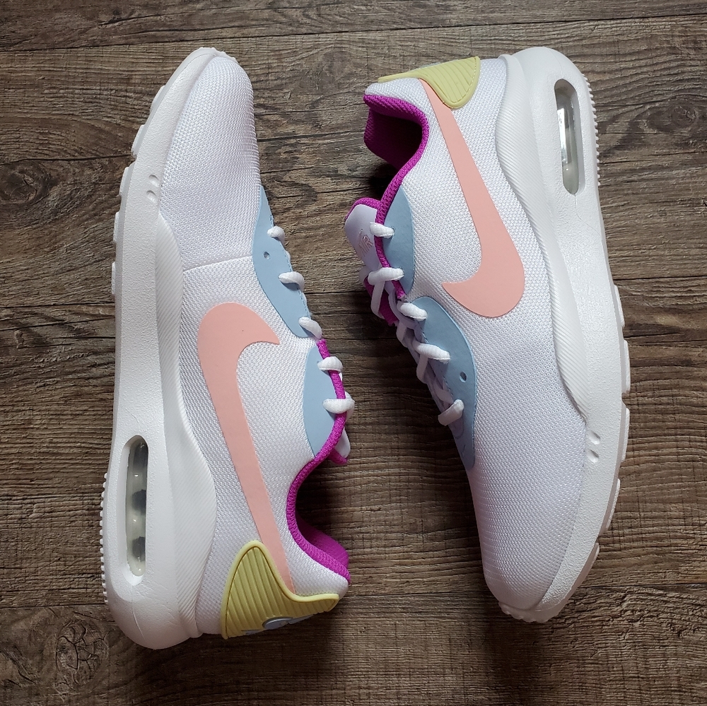 NEW Nike Air Max Oketo - Picture 4 of 7